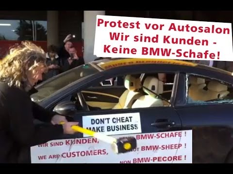 Protest vor Autosalon Genf 2014 - BMW M6 wird demoliert Vol 6